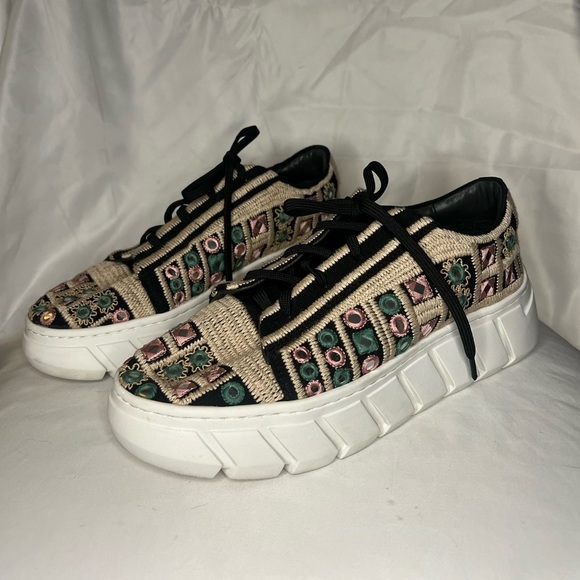 Free People Vionic Catch Me If You Can Embroidered Black and Tan Sneakers - Picture 3 of 10